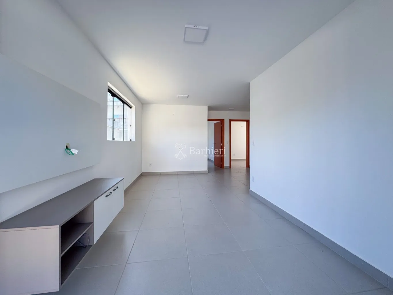 Apartamento Semi Mobiliado com 2 Dormitórios e Sacada com Churrasqueira - Vila Nova, Blumenau - foto 1