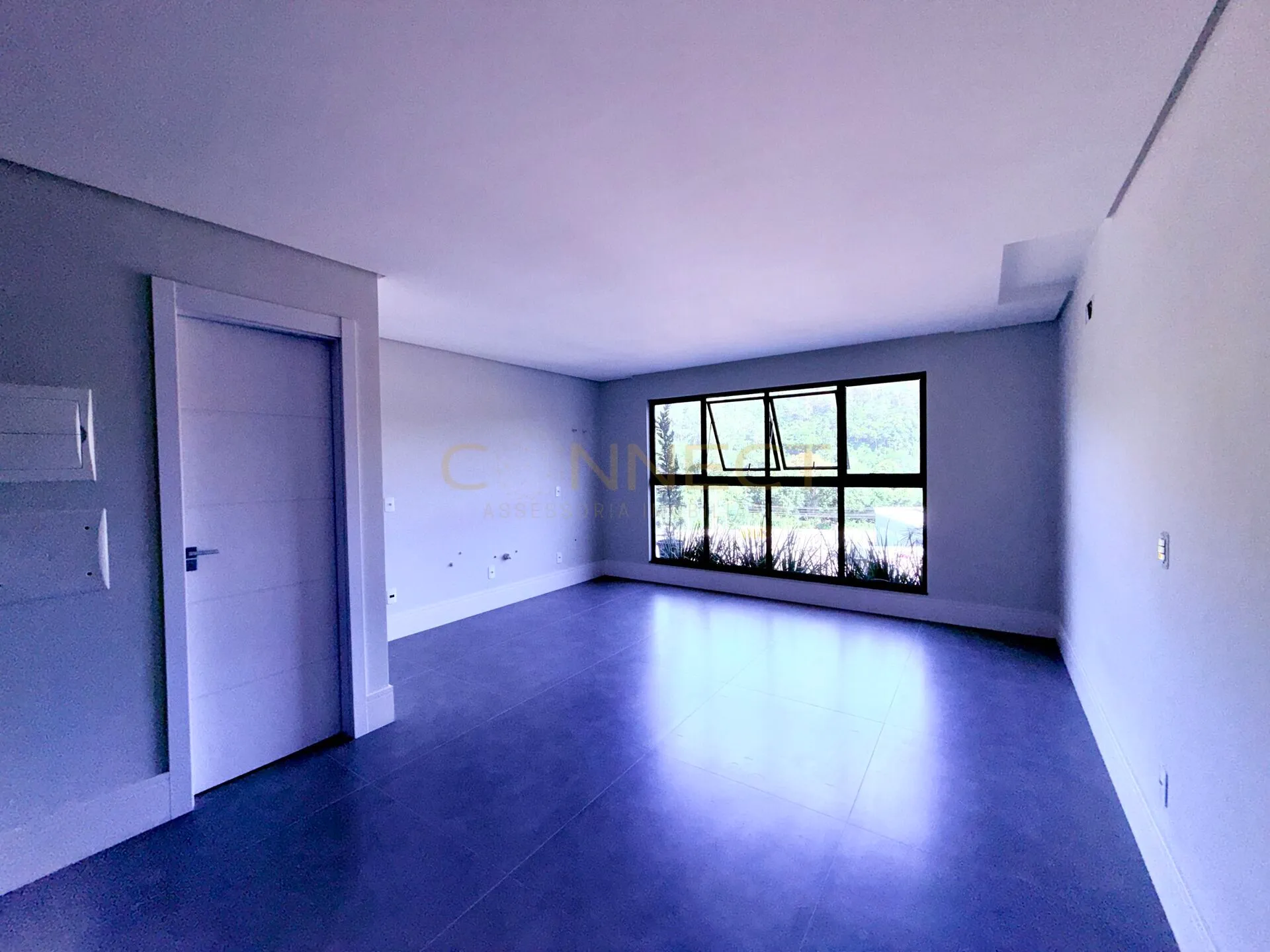 Sobrado triplex com 3 suítes bairro Ponta Aguda — foto 4