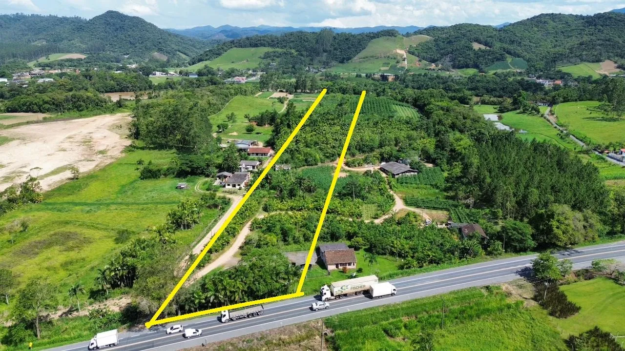 Terreno com potencial industrial ou sítio - foto 1