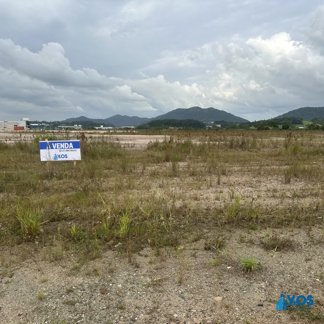 TERRENO INDUSTRIAL À VENDA  LOCALIZAÇÃO ESTRATÉGICA — foto 2