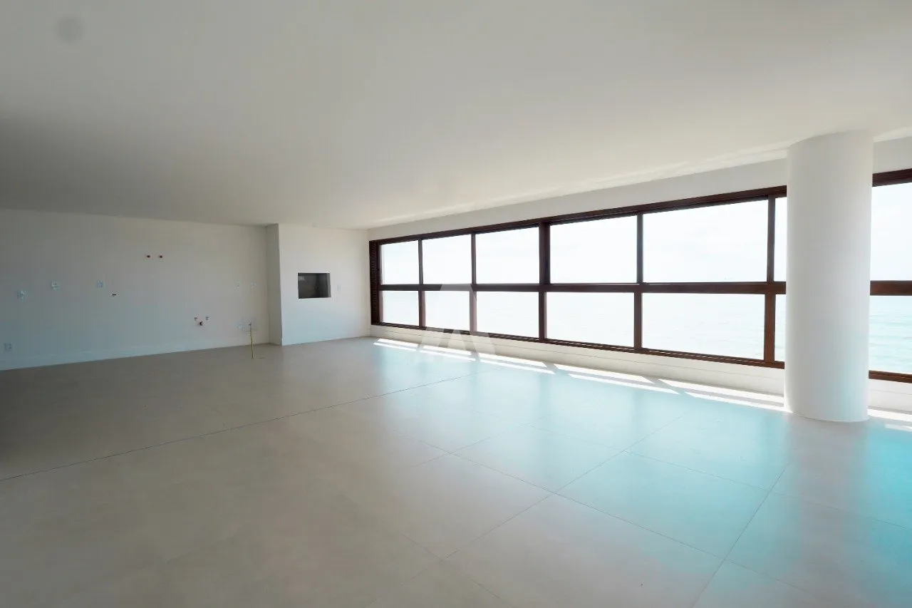 Apartamento com 3 suítes à venda no bairro Centro em Balneario Piçarras-SC por R$4.300.000,00. — foto 6