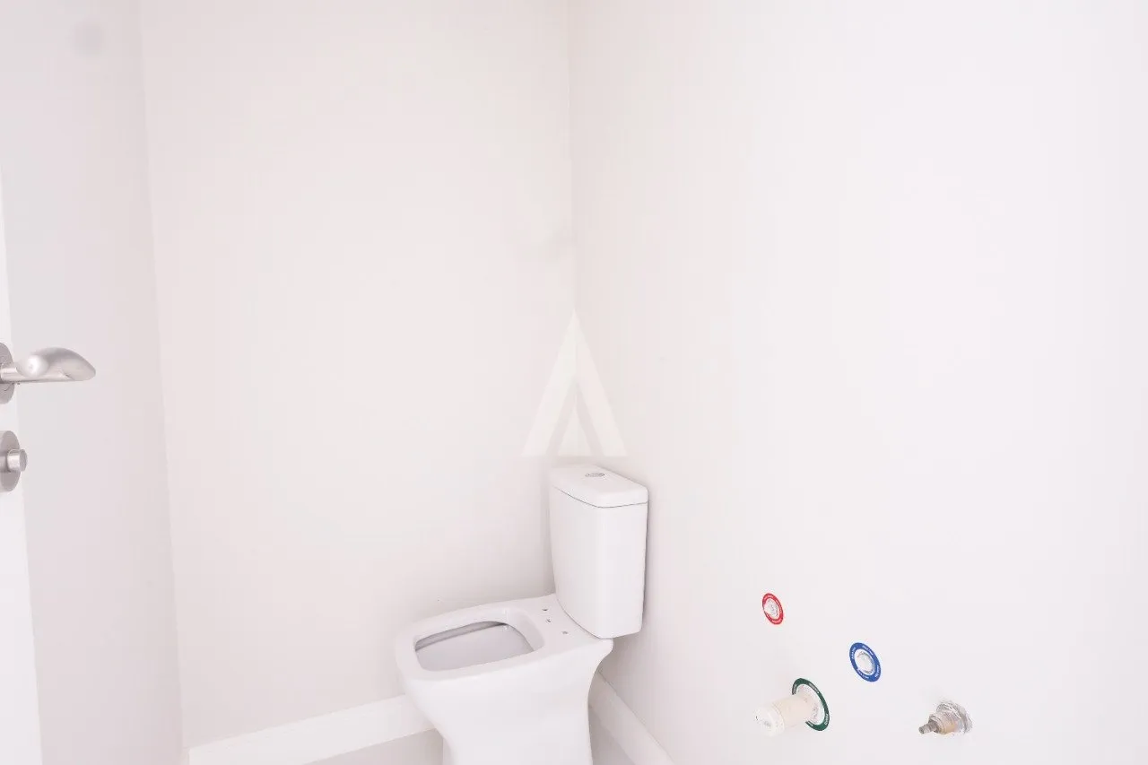 Apartamento com 3 suítes à venda no bairro Itacolomi em Balneário Piçarras-SC por R$2.700.000,00. — foto 6