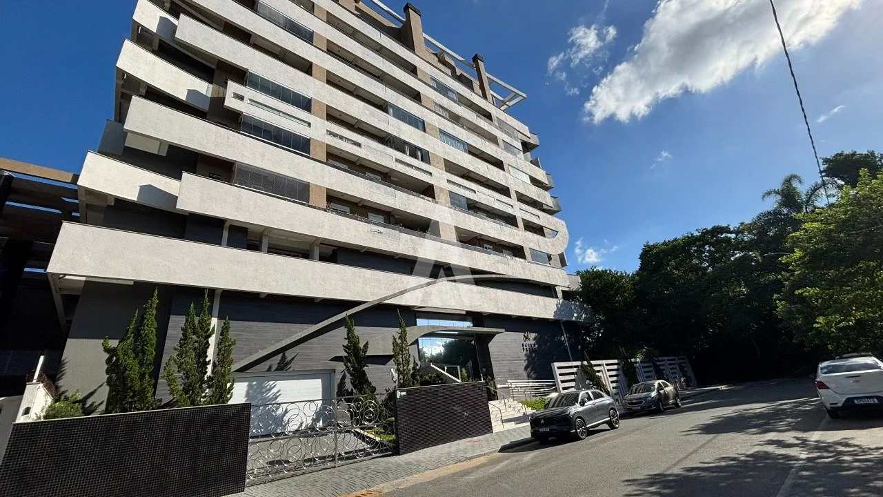 Apartamento com 1 suíte mais 2 quartos à venda no bairro Santo Antônio em Joinville-SC por R$ 720.000,00. - foto 1