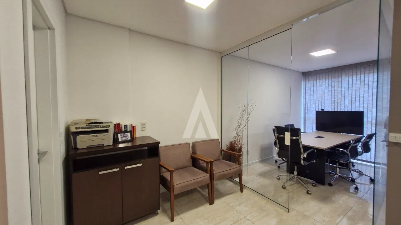 Sala/Escritório à venda, 38m² na região do bairro América, próximo à Rua XV de Novembro, Joinville — foto 2