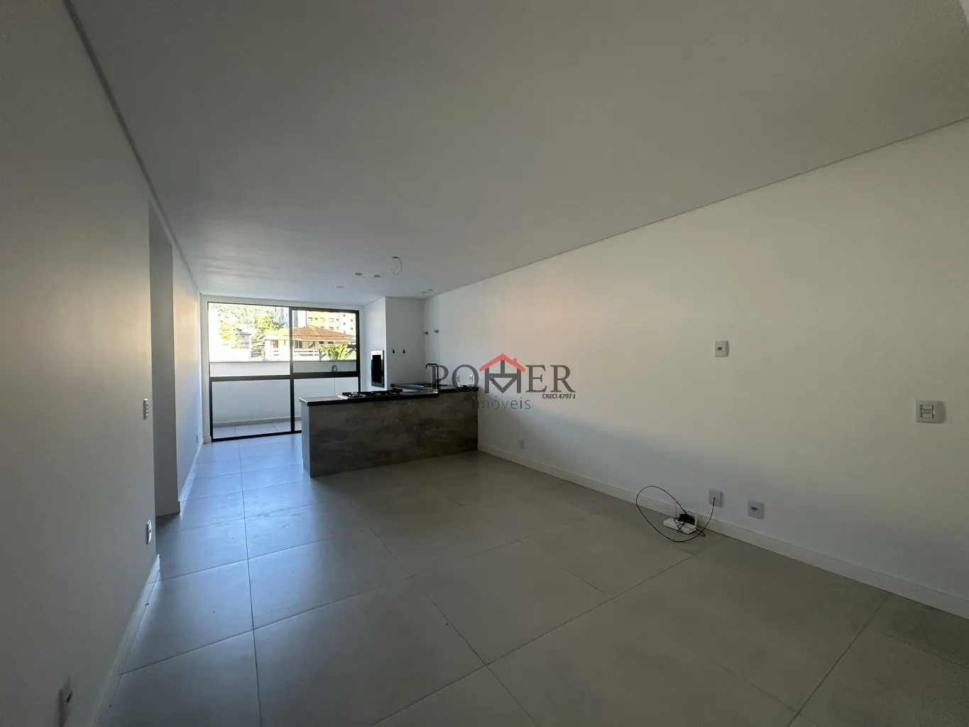 Apartamento com 2 suítes, 2 vagas de garagem, 75,78m privativos, prédio com elevador, a apenas 600 metros do Portal Sul no Centro de Pomerode — foto 4