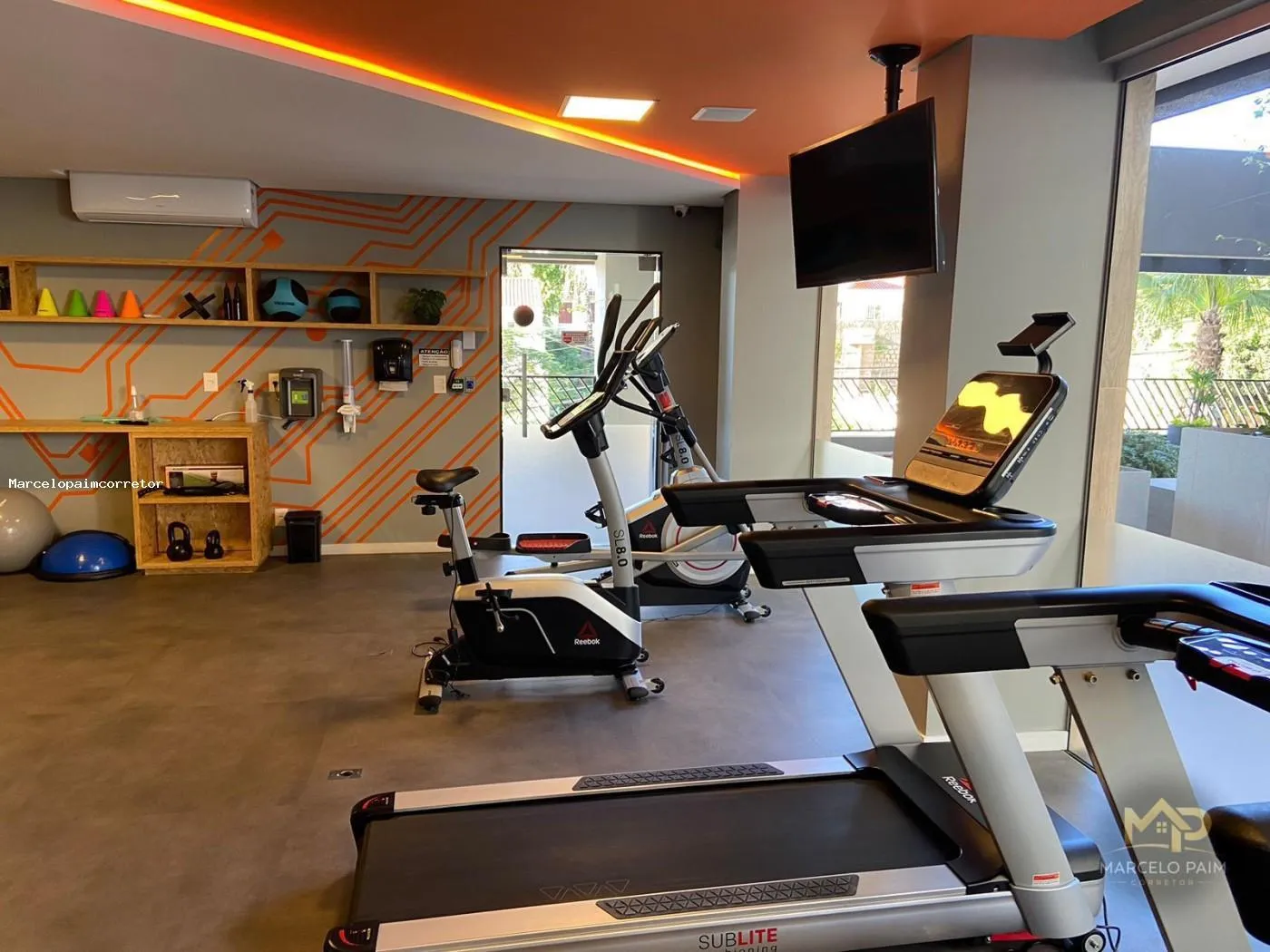 Apartamento Duplex para Venda em Florianópolis, Canto, 2 dormitórios, 1 suíte, 2 banheiros, 2 vagas - foto 1