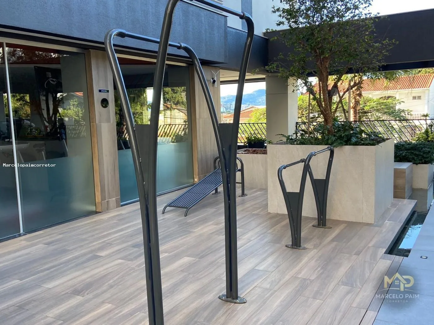 Apartamento Duplex para Venda em Florianópolis, Canto, 2 dormitórios, 1 suíte, 2 banheiros, 2 vagas — foto 4