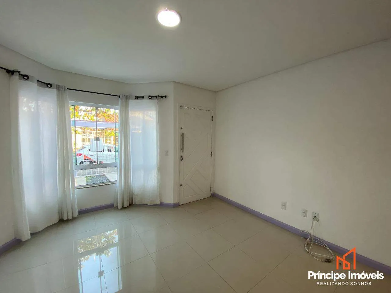 Casa com 2 quartos no Guanabara em Joinville — foto 2