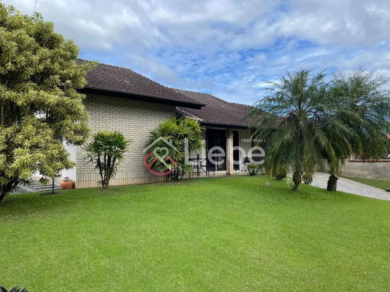 Linda casa Mobiliada em local privilegiado na cidade de Pomerode com 130,50m de área privativa. — foto 4