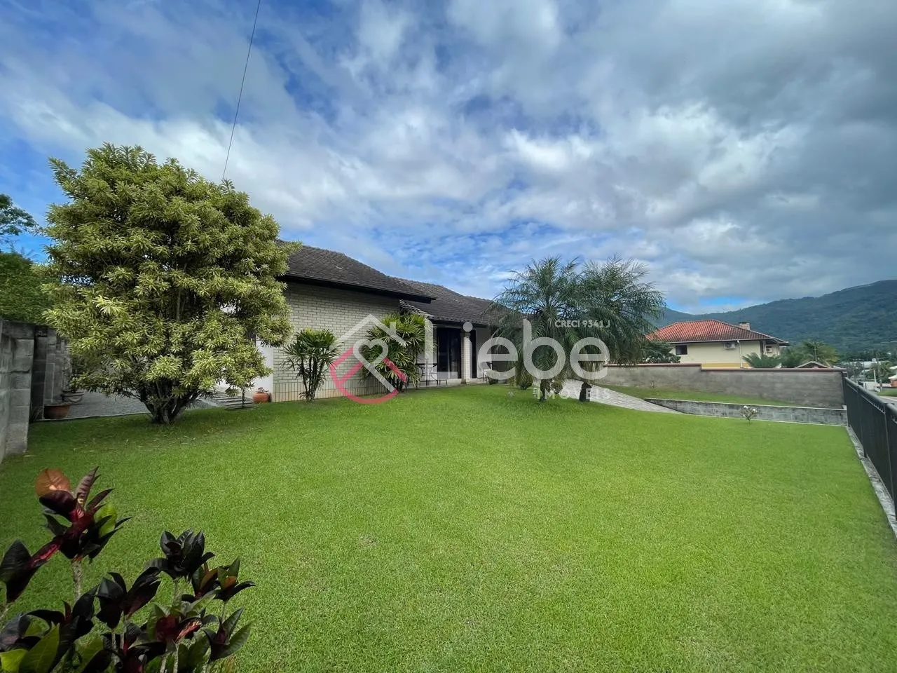 Linda casa Mobiliada em local privilegiado na cidade de Pomerode com 130,50m de área privativa. — foto 5