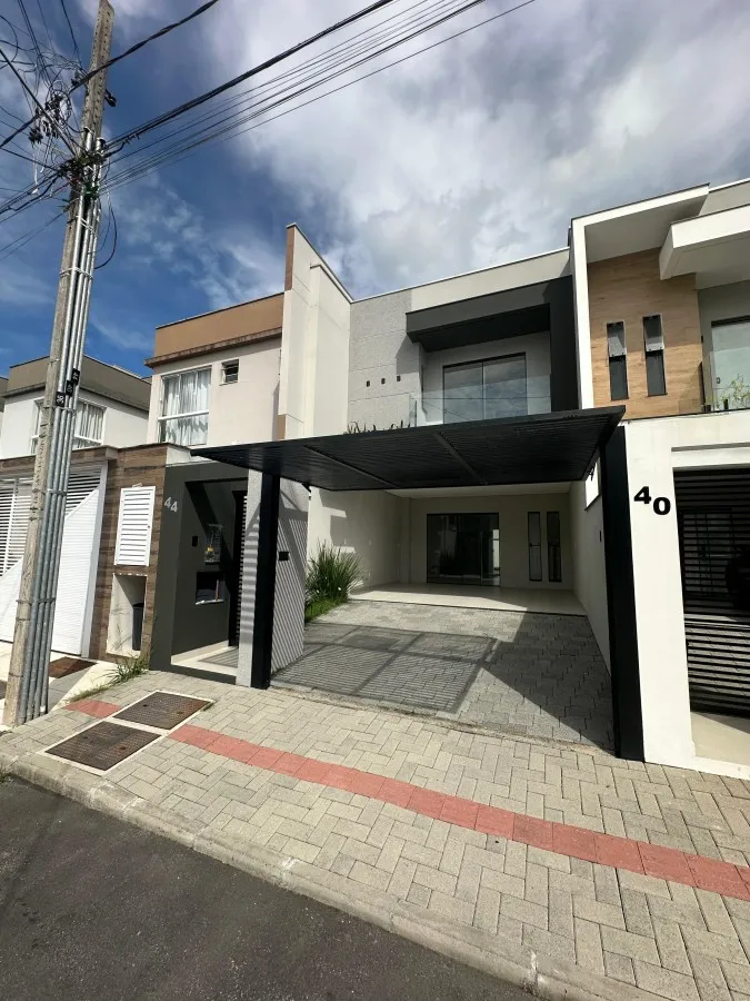 Casa para Venda em Blumenau, Velha Central, 3 dormitórios, 3 suítes, 4 banheiros, 2 vagas — foto 3