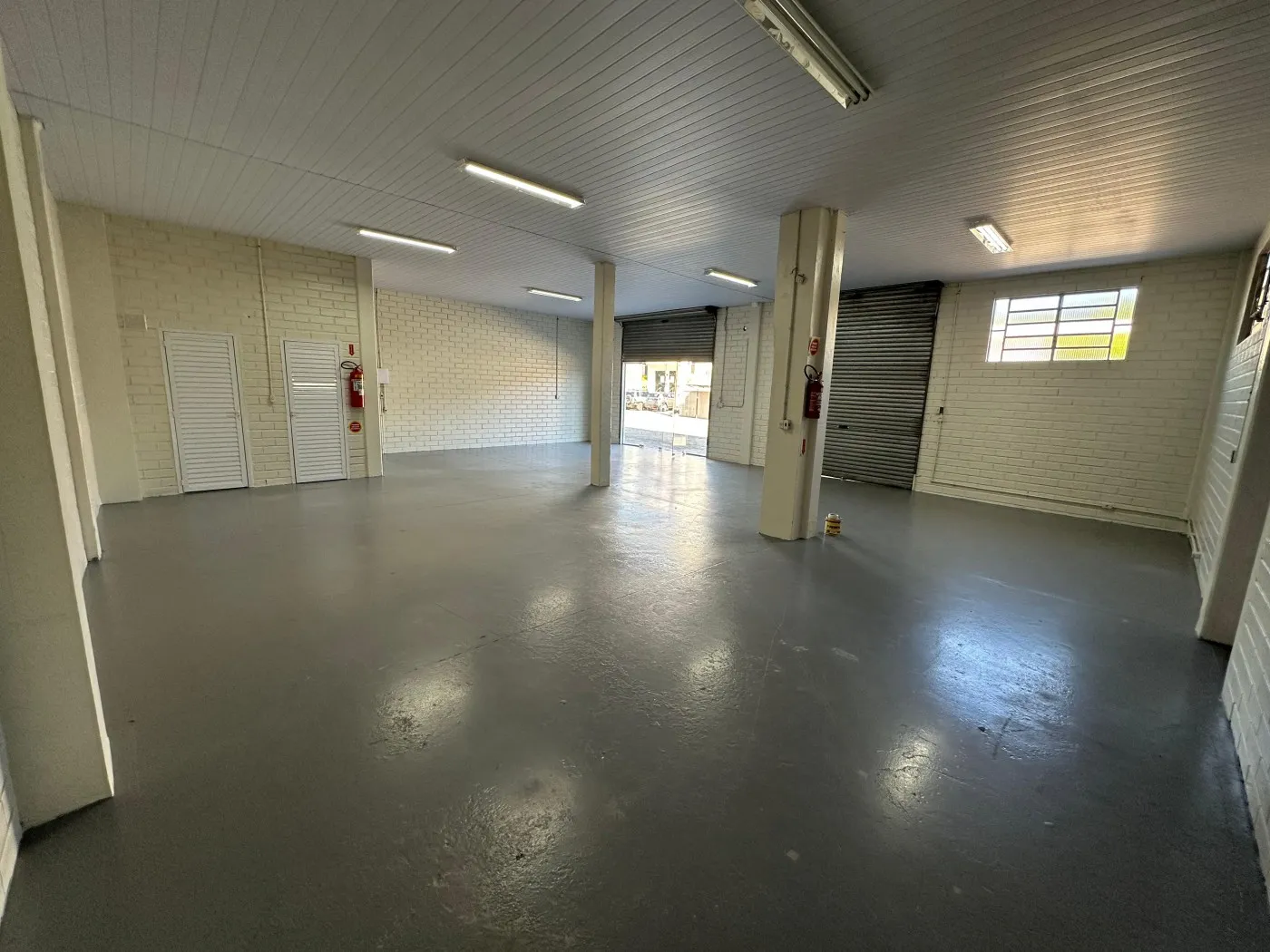 Comercial para Locação em Blumenau, Salto do Norte, 2 banheiros — foto 2