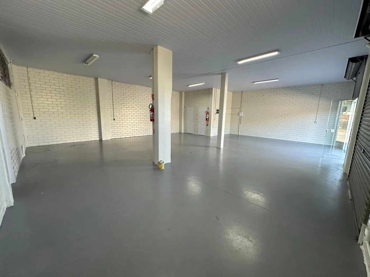 Comercial para Locação em Blumenau, Salto do Norte, 2 banheiros — foto 4