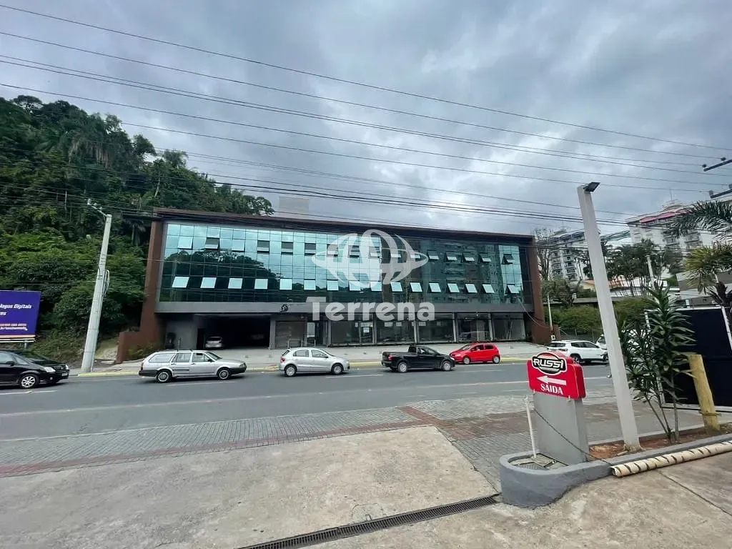Loja para alugar, 65 vagas, 435m² no Garcia, Blumenau - foto 1