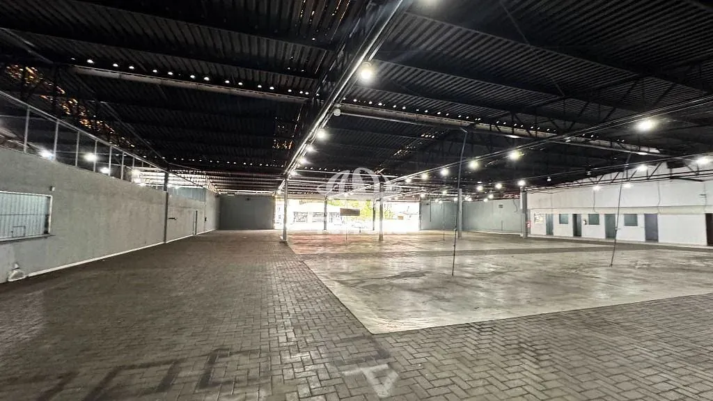 Galpão · para alugar · 1800m² · Vorstadt, Blumenau