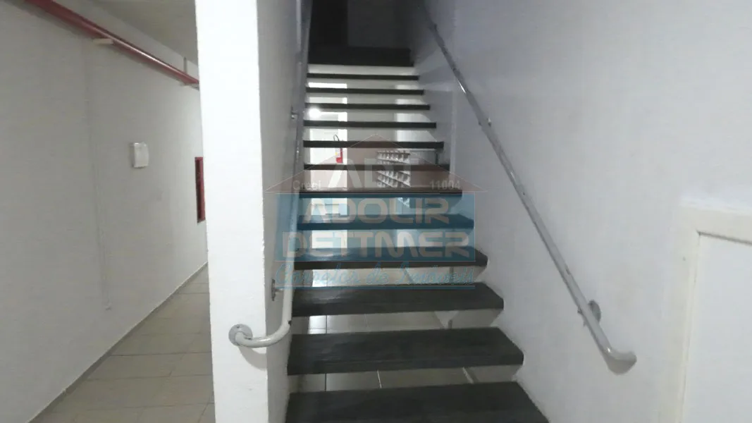 Apartamento mobiliado, 2 qtos, sacada- Santo Anônio - Joinville - SC — foto 7