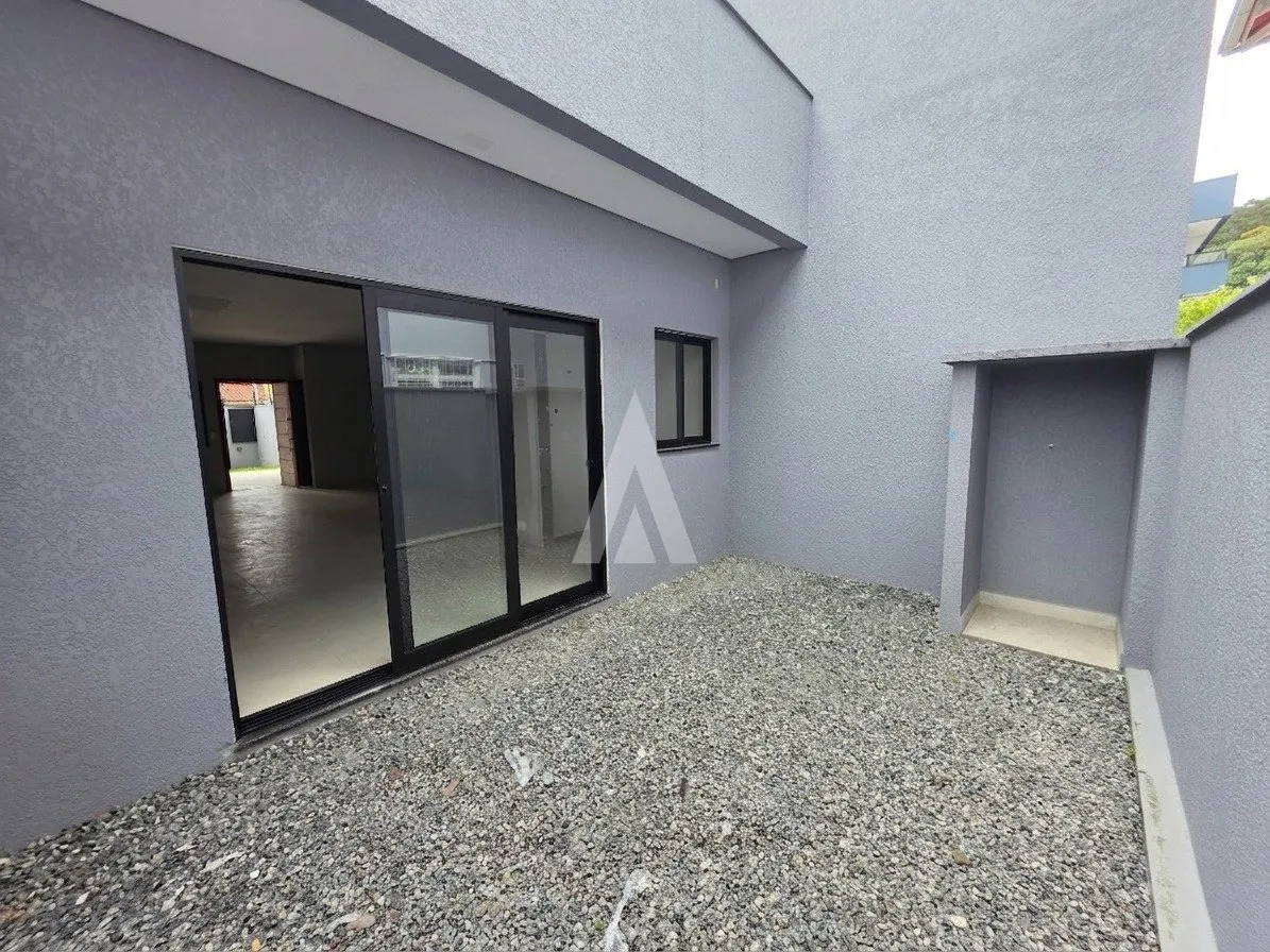 Sobrado geminado com 1 suíte e 2 quartos à venda no bairro Glória em Joinville-SC por R$769.000,00. — foto 4