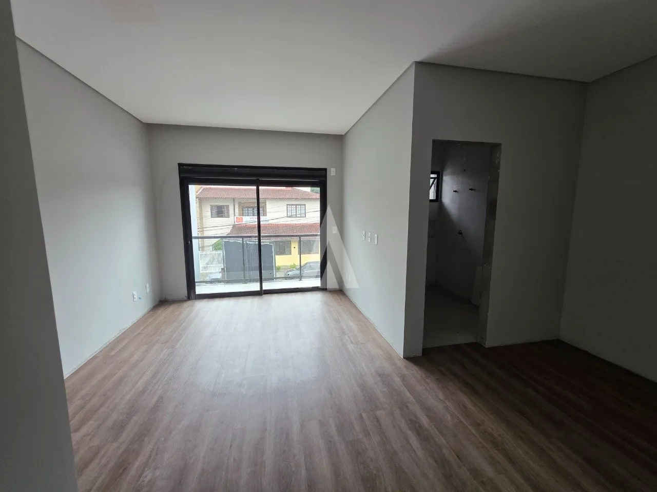 Sobrado geminado com 1 suíte e 2 quartos à venda no bairro Glória em Joinville-SC por R$769.000,00. — foto 6