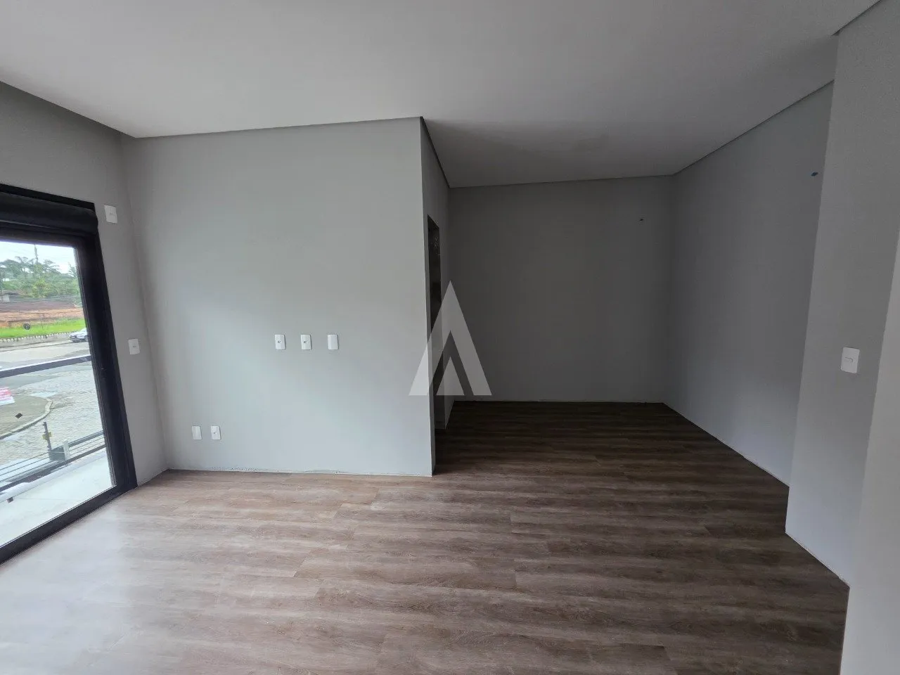 Sobrado geminado com 1 suíte e 2 quartos à venda no bairro Glória em Joinville-SC por R$769.000,00. — foto 7