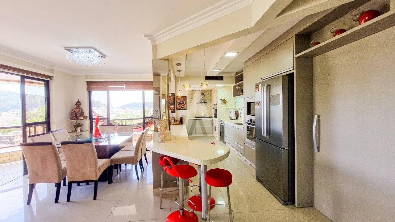 Apartamento com 4 quartos, sendo 1 suíte master à venda no bairro Anita Garibaldi em Joinville - SC de R$ 1.550.000,00 por R$ 1.399.000,00... — foto 6