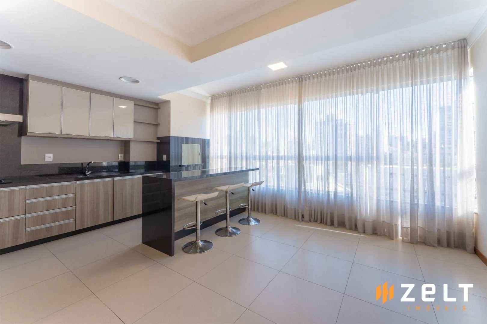 Apartamento com 3 dormitórios à venda, 97 m por R$ 780.000,00 - Vila Nova - Blumenau/SC — foto 2