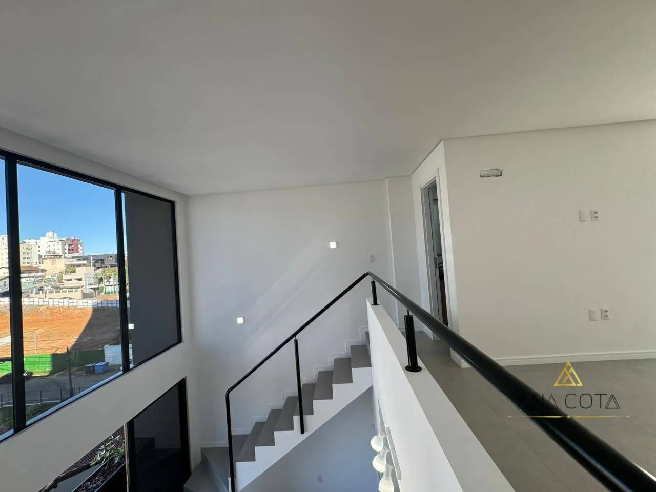 Apartamento Duplex com 1 dormitório para alugar, 60 m por R$ 3.300/mês - Vila Nova - Blumenau/SC — foto 4