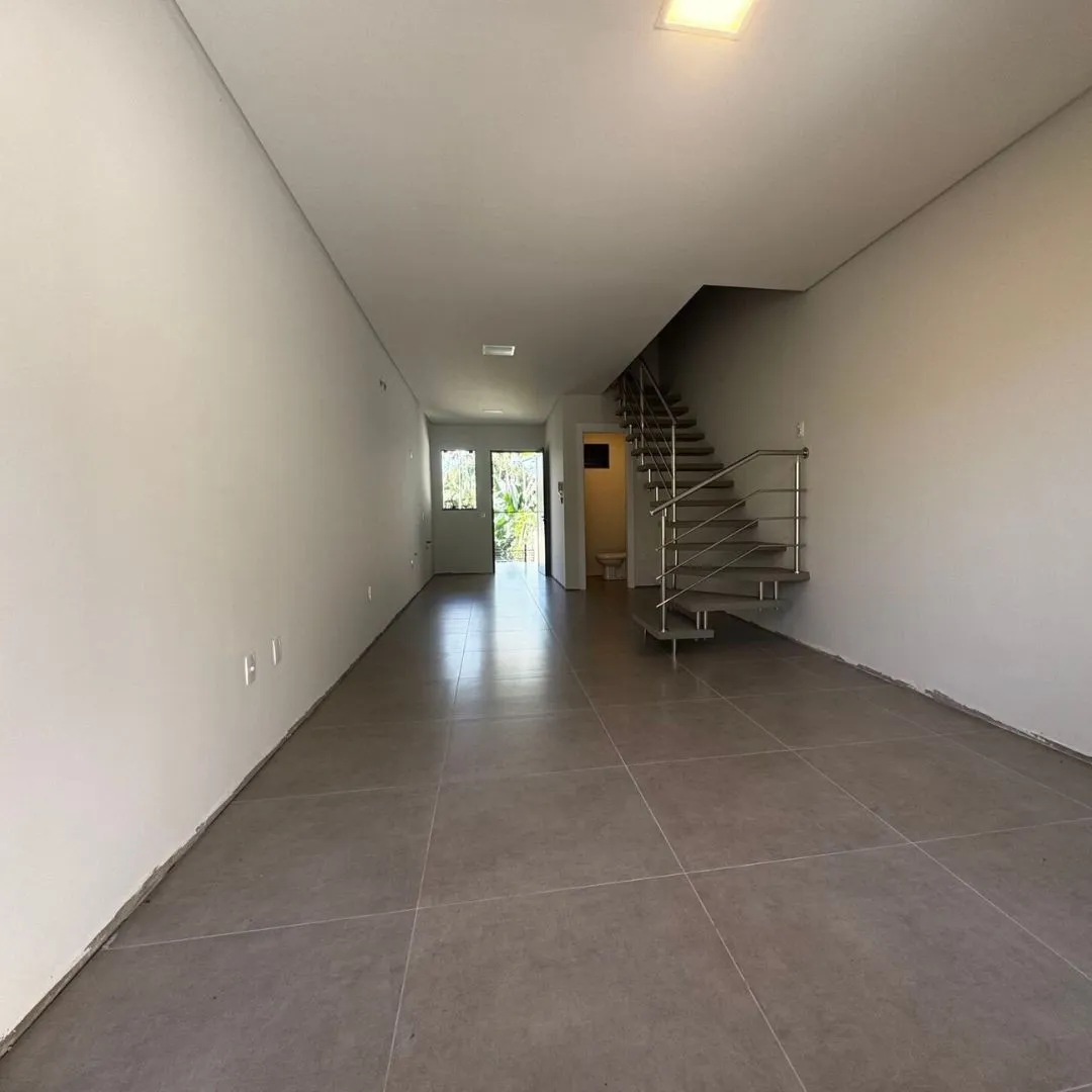 Sobrado Bem Localizado — foto 5