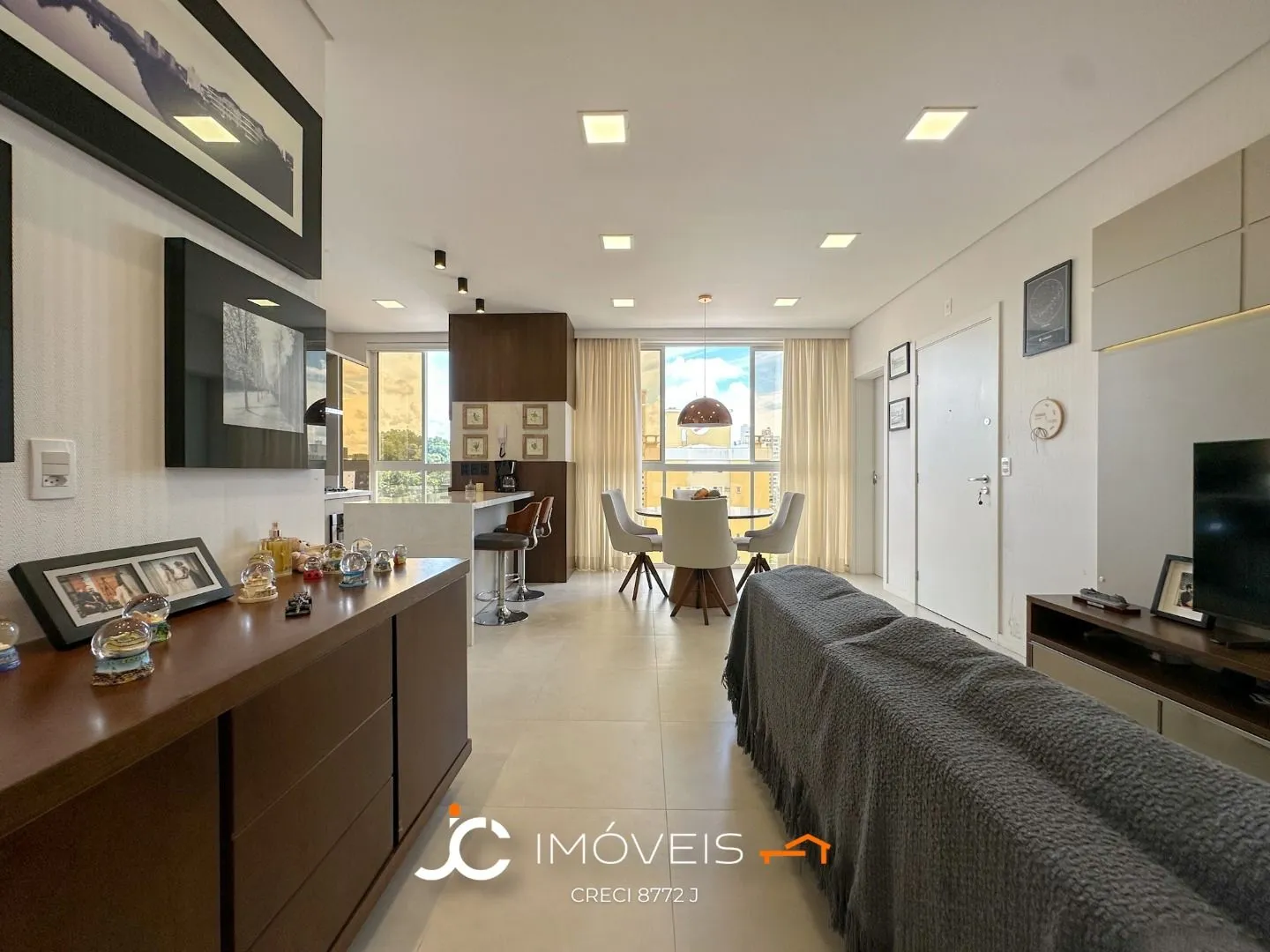 Apartamento com 2 suítes e 2 vagas - Bairro: Velha — foto 2