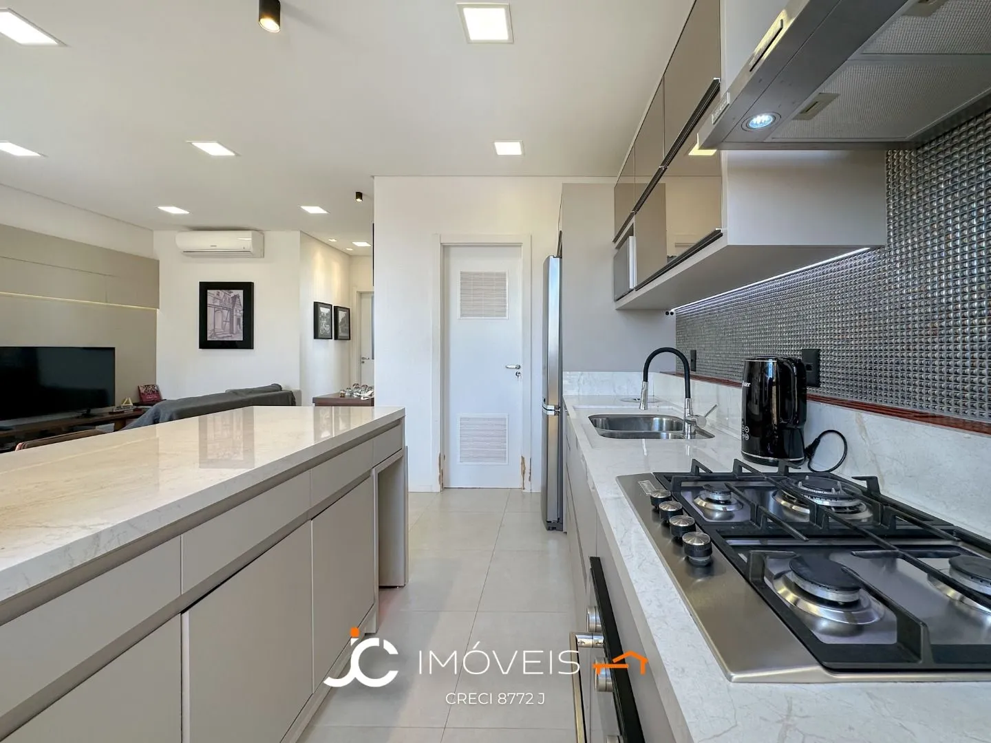 Apartamento com 2 suítes e 2 vagas - Bairro: Velha — foto 6