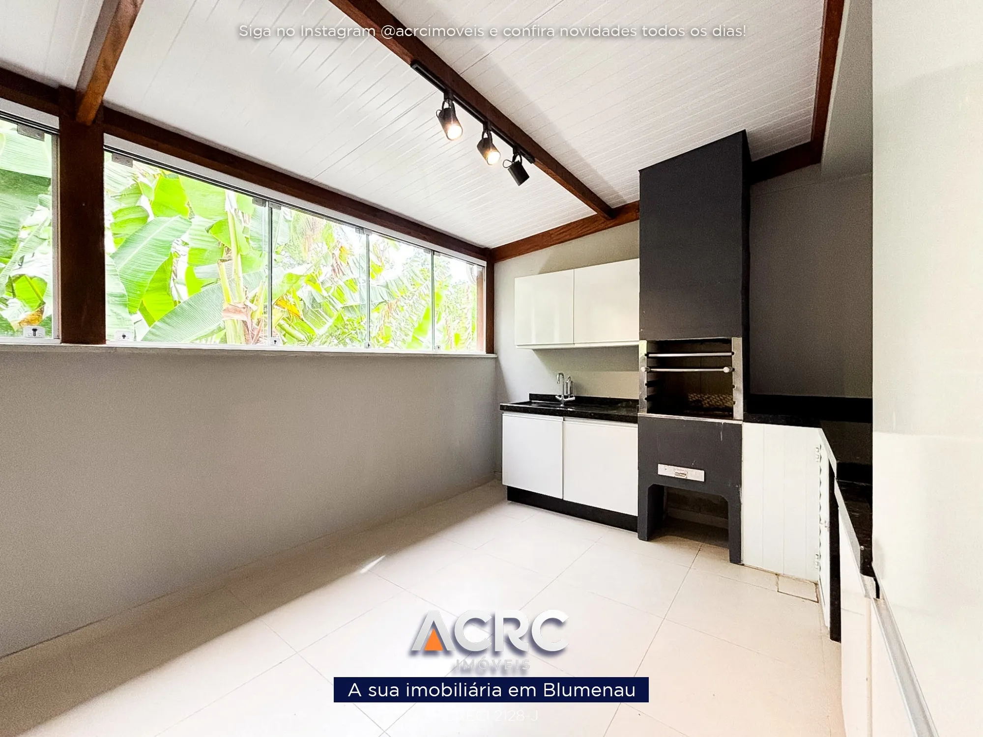 ACRC Imóveis - CA03751 - Casa para Alugar no Bairro Escola Agrícola em Blumenau. — foto 2