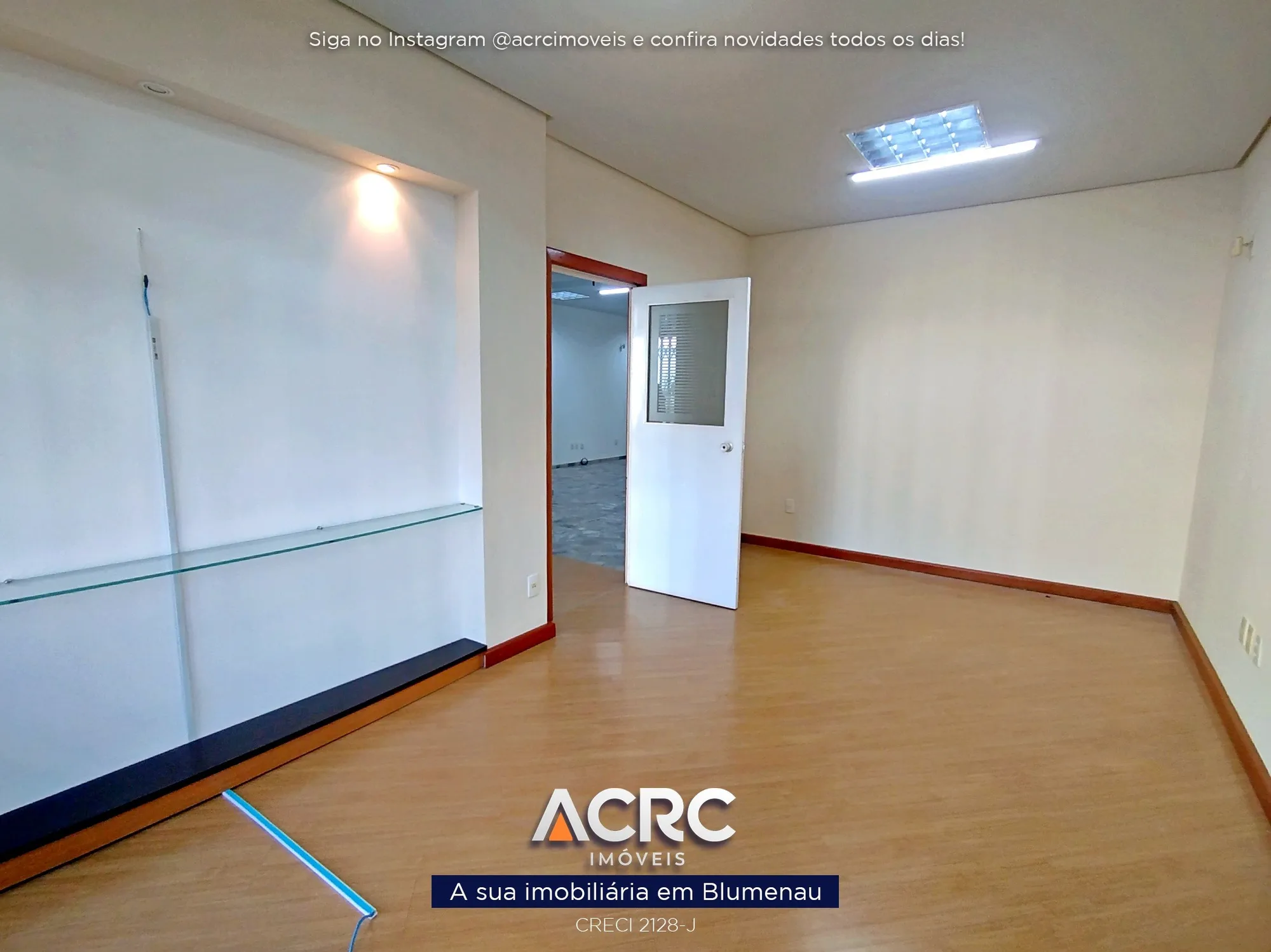 ACRC Imóveis - - Sala Comercial para Locação no Bairro Vila Nova — foto 2