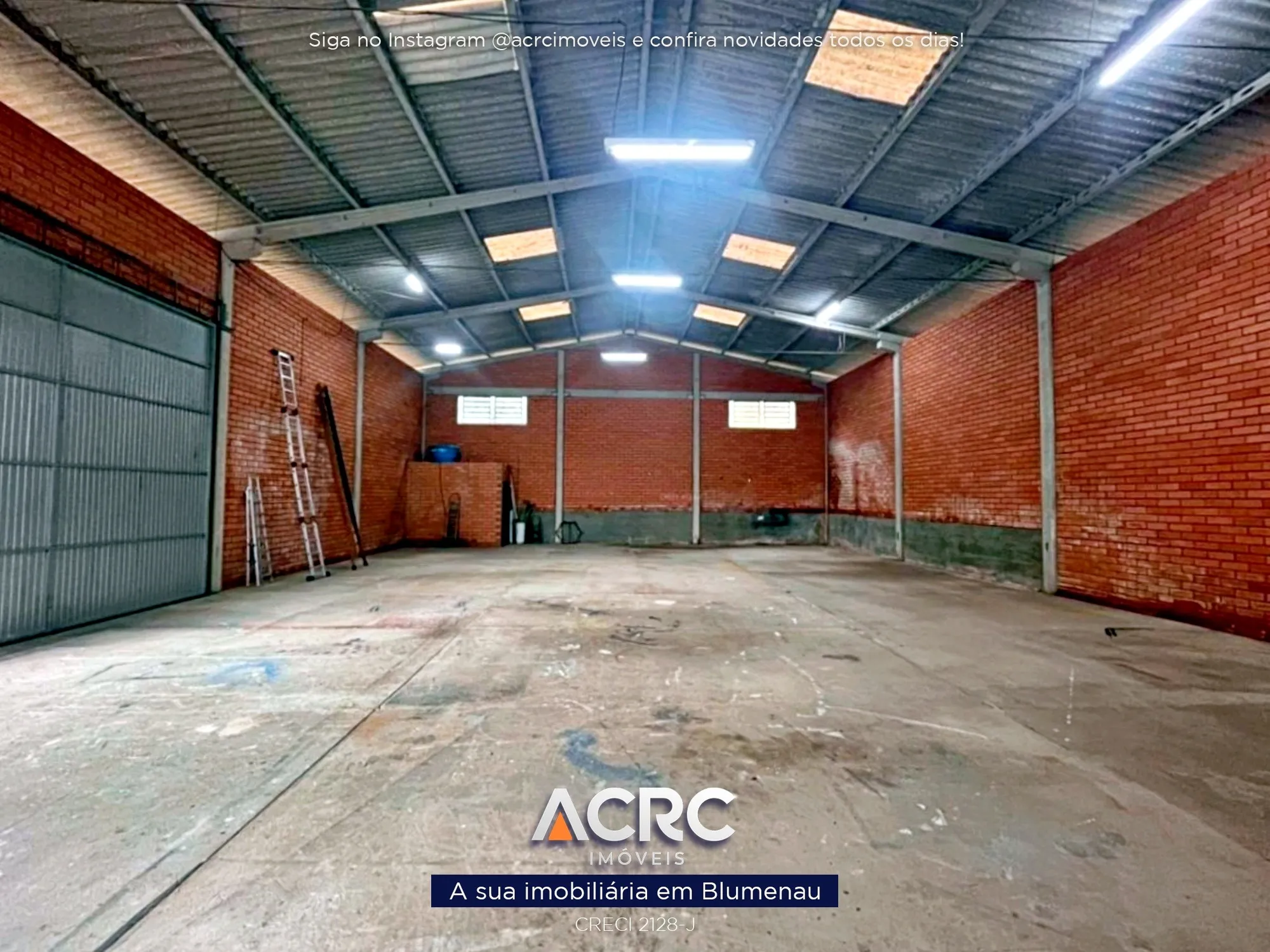 ACRC Imóveis - GL00441 - Galpão para Locação no Bairro Badenfurt em Blumenau — foto 2
