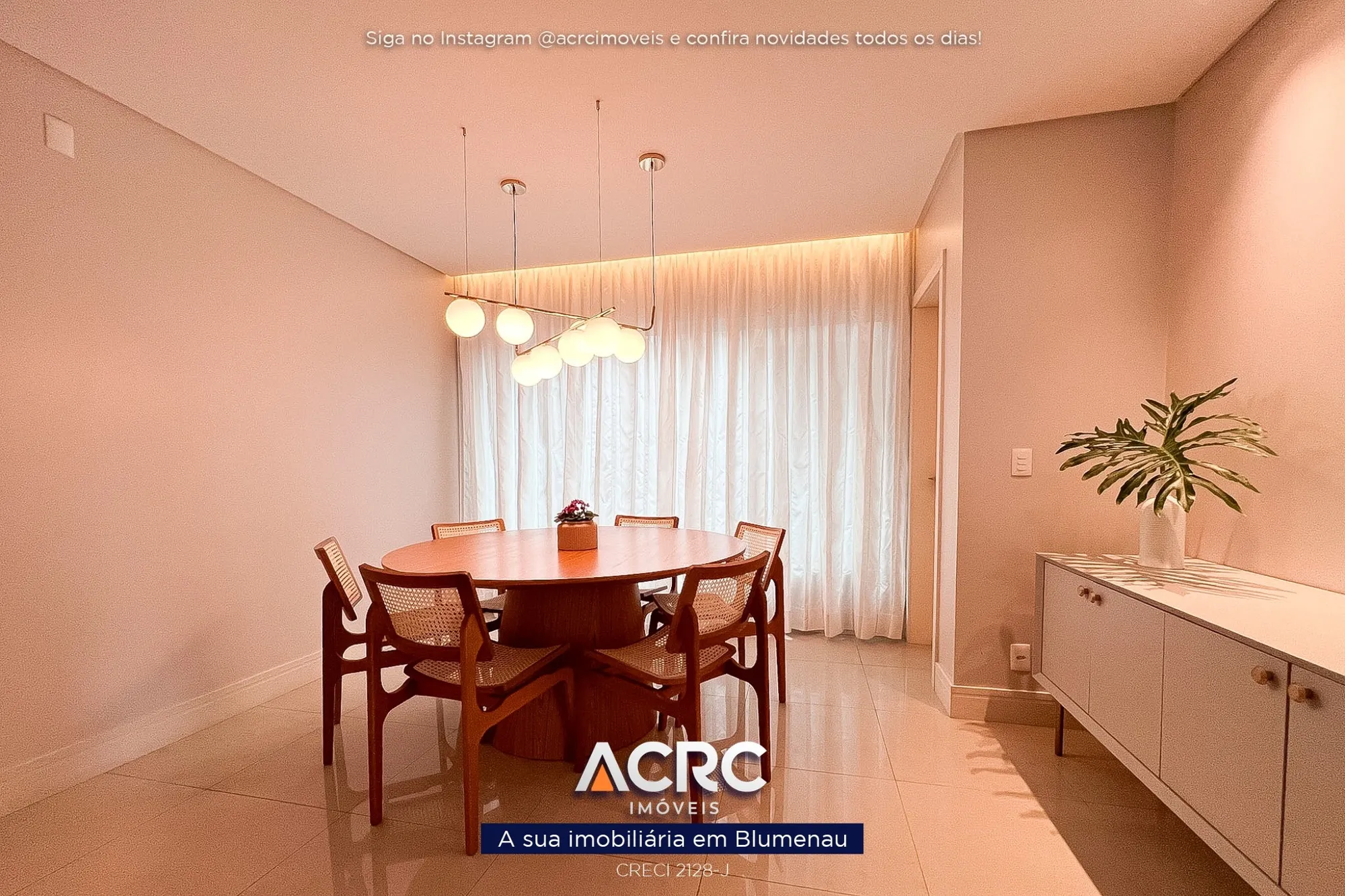 ACRC Imóveis - - Casa para Venda no Bairro Itoupava Seca em Blumenau. — foto 5