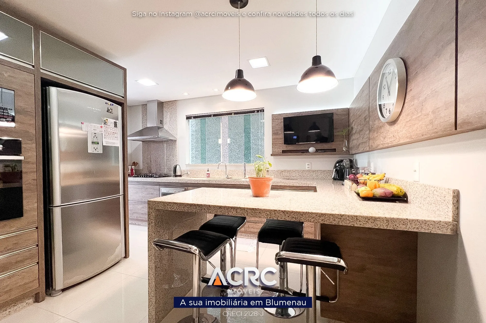 ACRC Imóveis - - Casa para Venda no Bairro Itoupava Seca em Blumenau. — foto 7