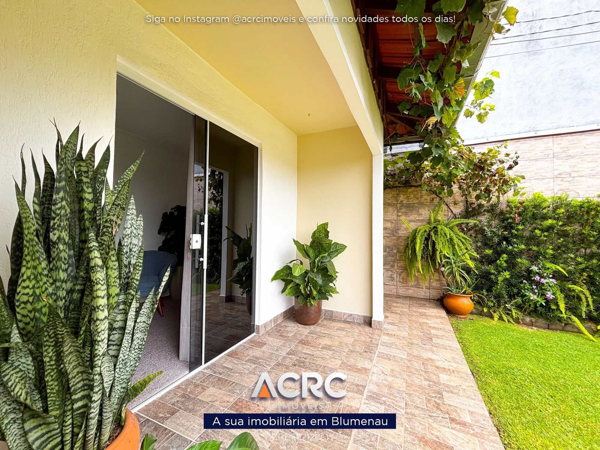 ACRC Imóveis - CA03753 - Casa para venda no bairro Água Verde em Blumenau. — foto 4
