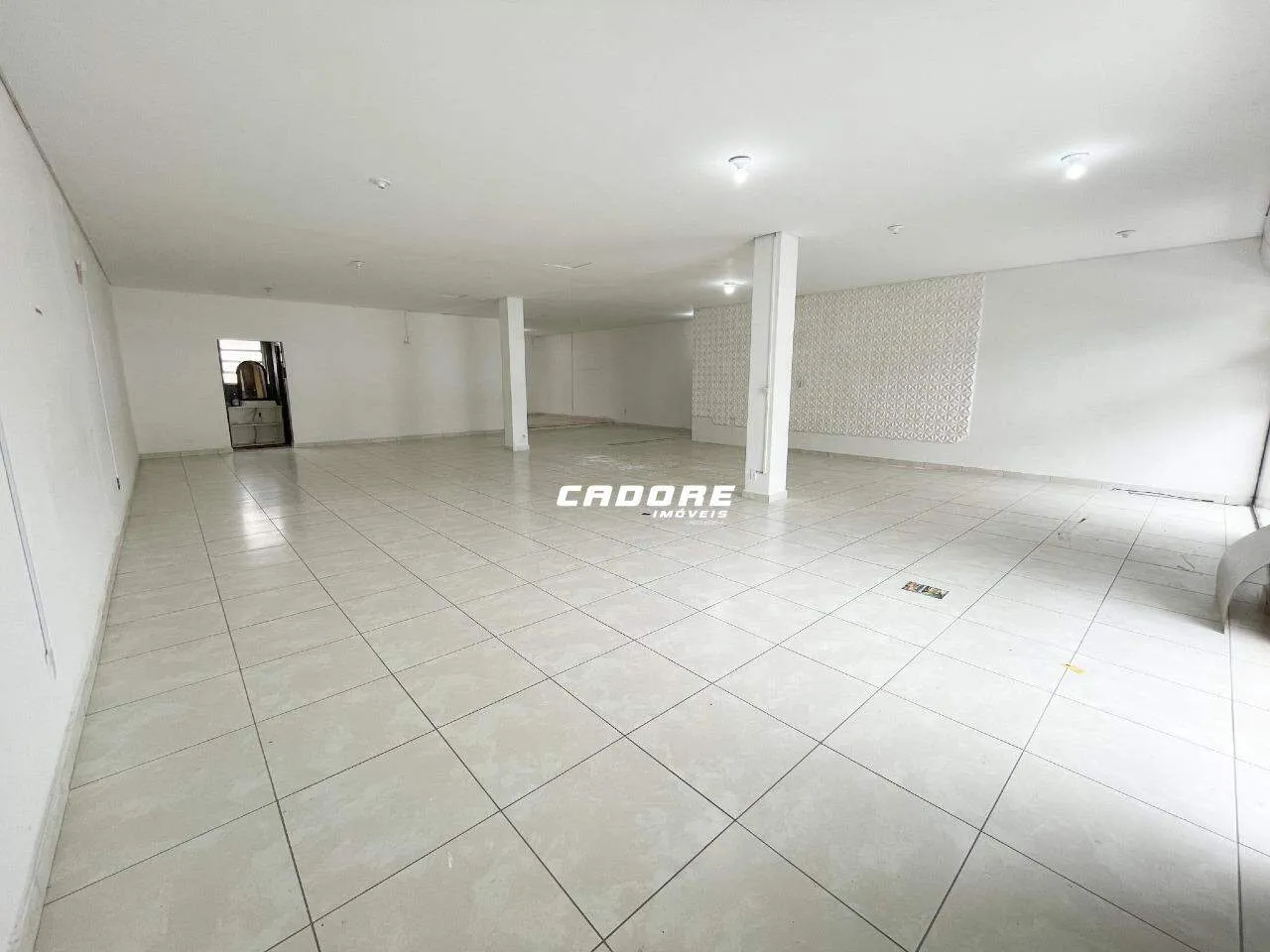 Excelente Sala Comercial para Locação no bairro Garcia I Cadore Imóveis — foto 3