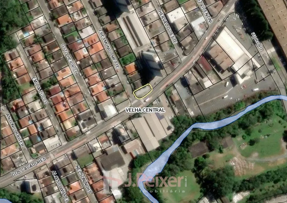 Terreno na Rua dos Caçadores, com 389,32m, Bairro da Velha em Blumenau-SC - foto 1