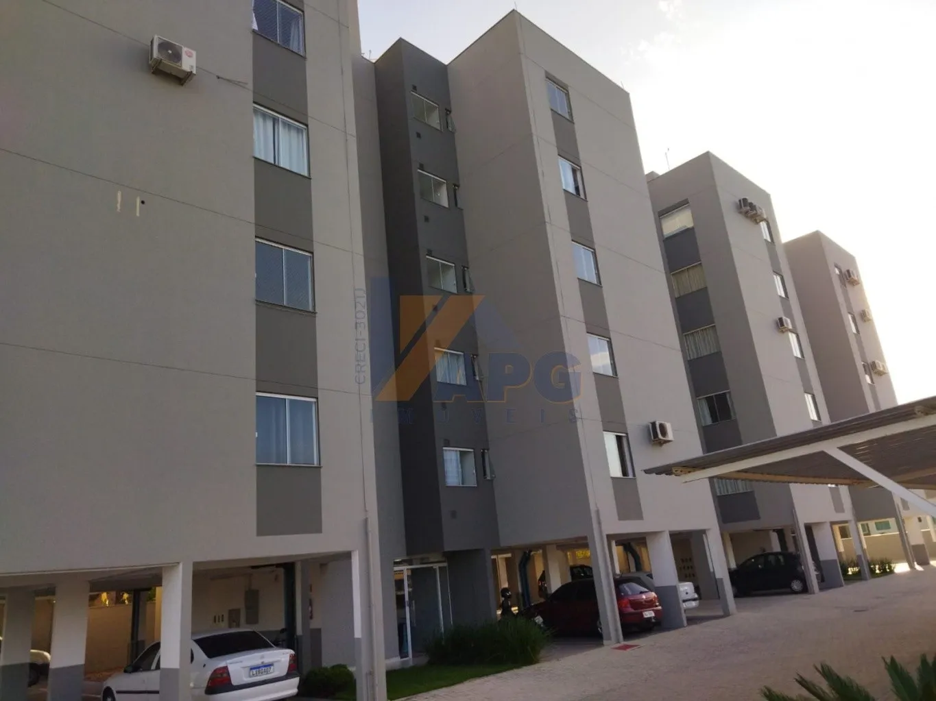 Apartamento - 2 quartos - 1 vaga — foto 2