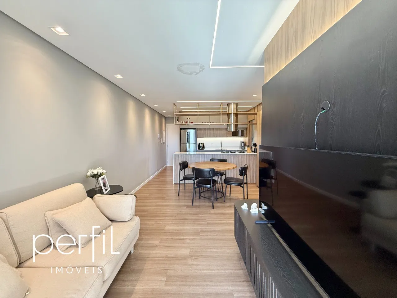 Apartamento à venda com 3 quartos e 1 suíte, 2 vagas, 83m² no Anita Garibaldi, Joinville — foto 2
