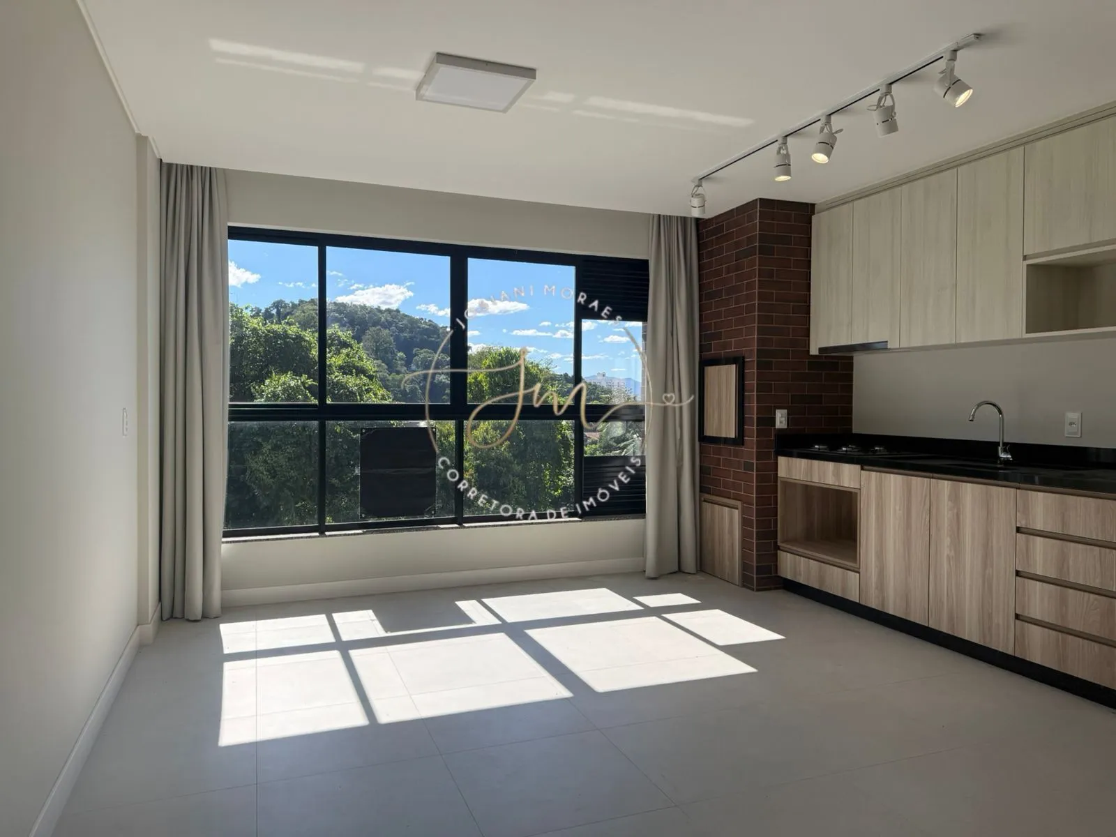 Apartamento 2 suítes semi mobiliado ao lado da FURB - foto 1