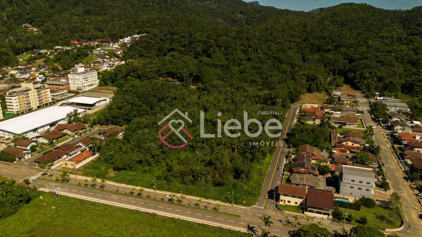Terreno ÚNICO à Avenida 21 de Janeiro no Centro da cidade de Pomerode com 43.000,00m. — foto 2