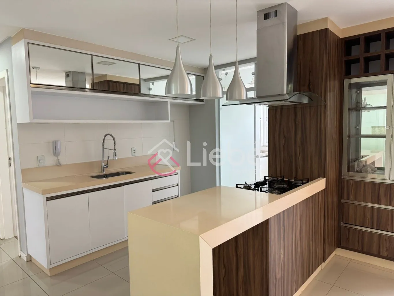 Apartamento SEMI MOBILIADO no Condomínio MONET localizado no Centro da cidade de Pomerode com 87,85m de área privativa. - foto 1