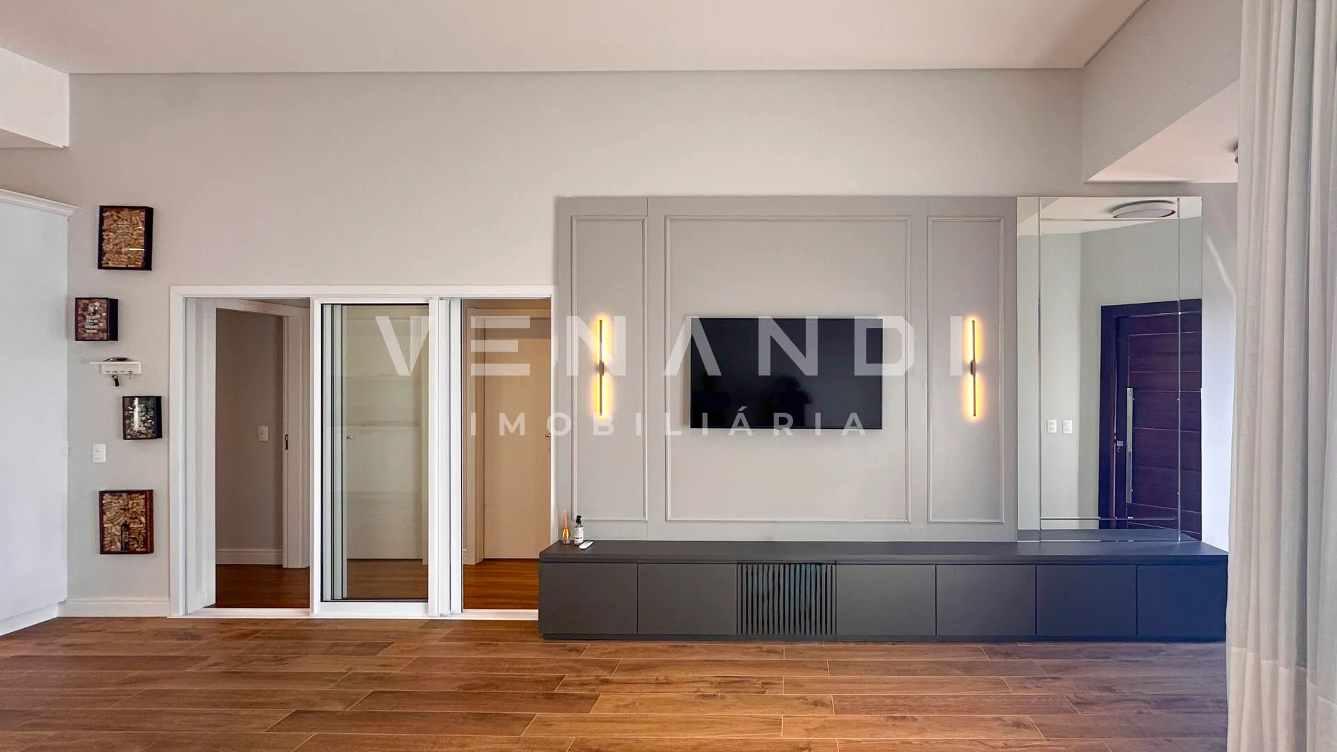 SEMIMOBILIADA | Casa estilo americano com terreno amplo — foto 3