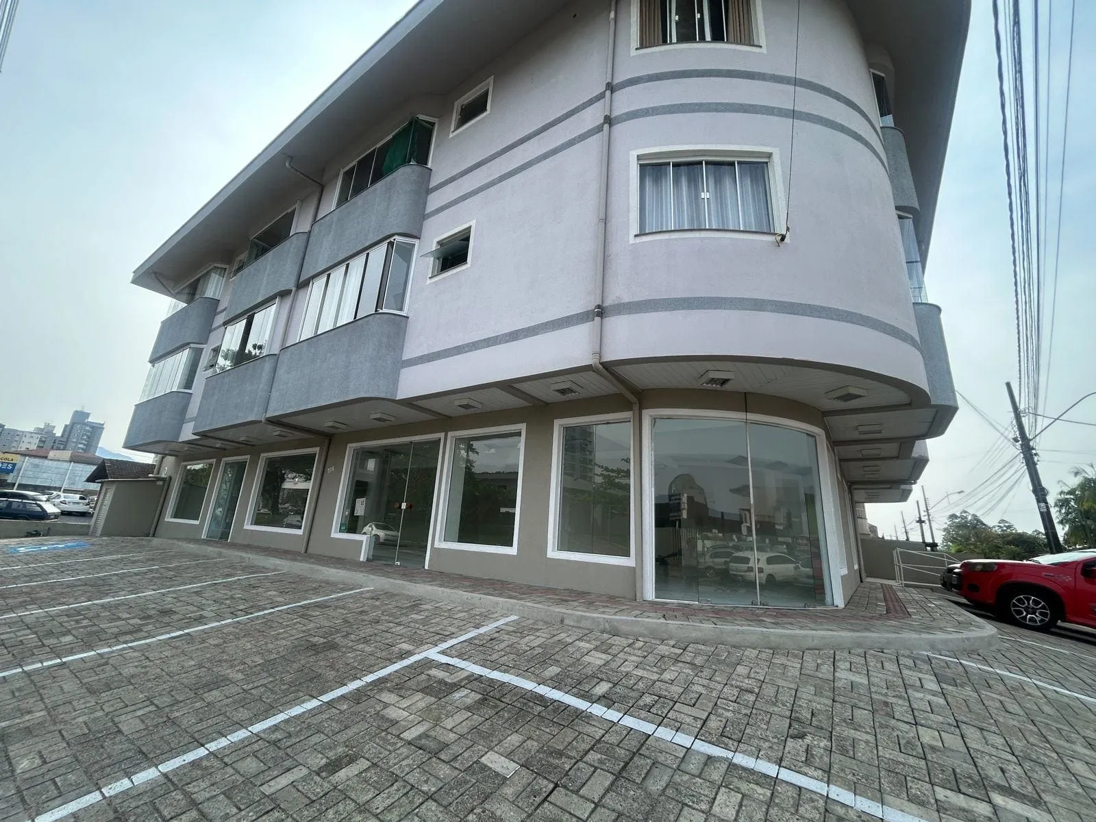 SALA COMERCIAL - foto 1