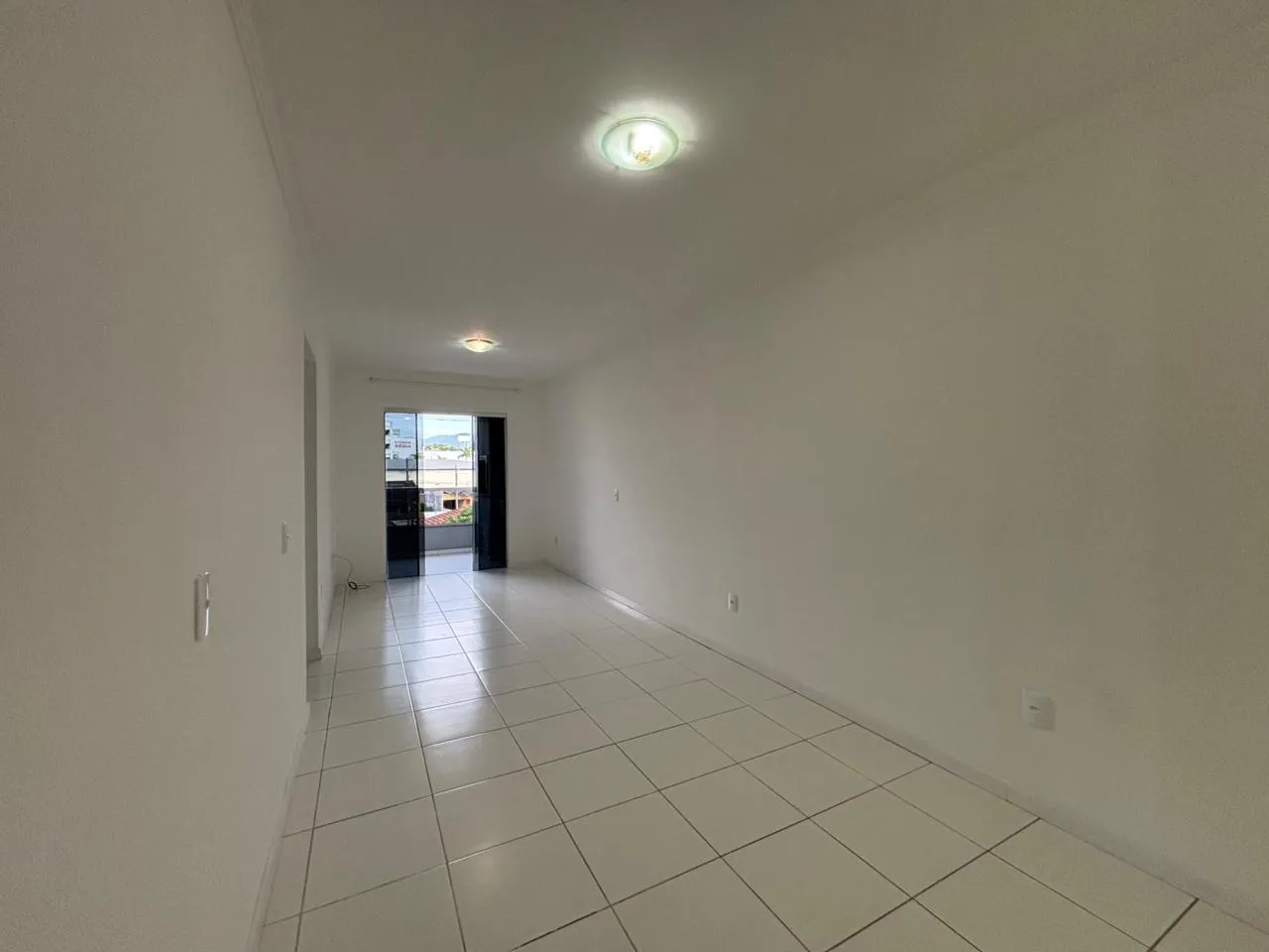 APARTAMENTO PARA LOCAÇÃO — foto 3