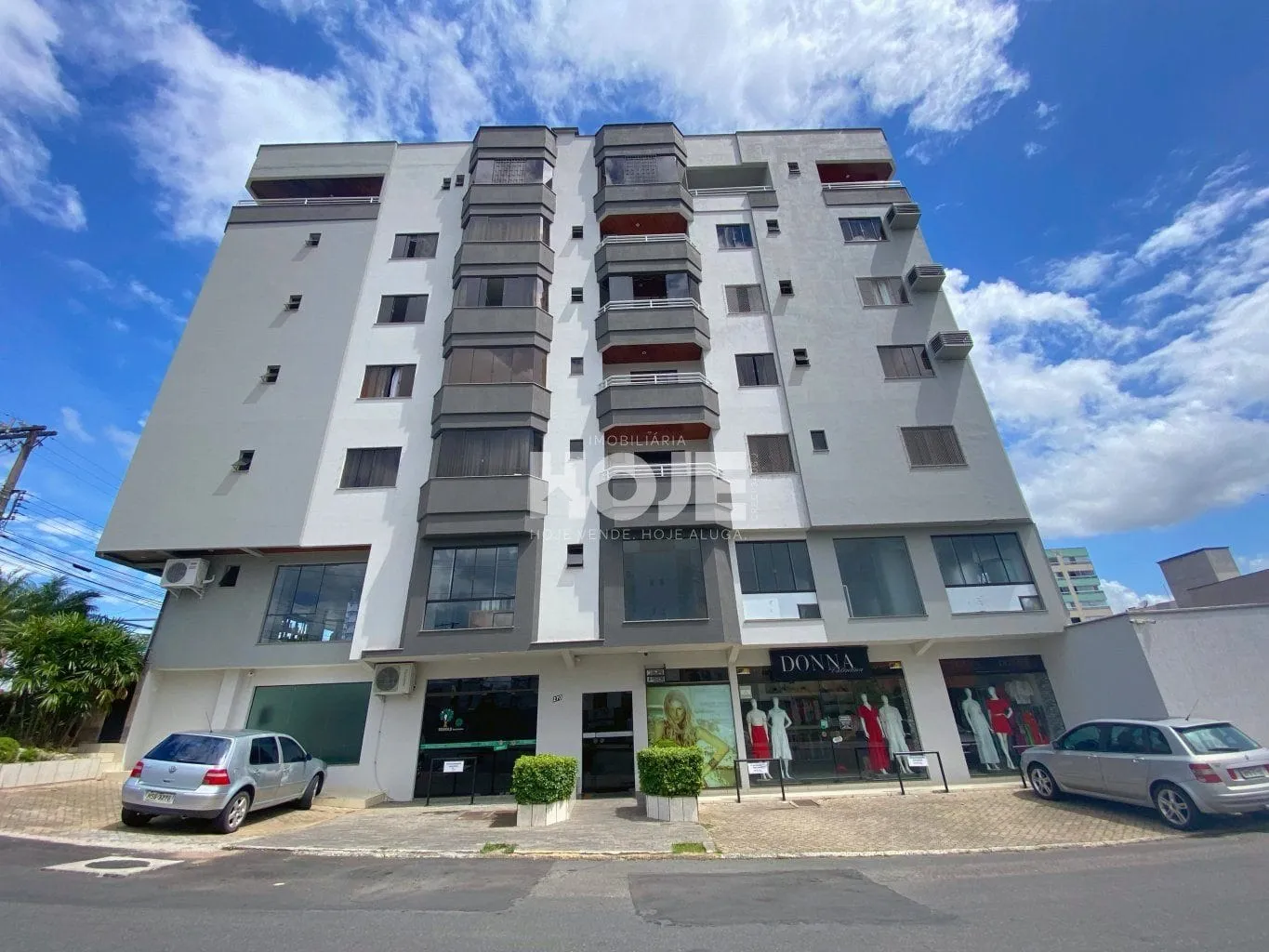 Apartamento Semi - Mobiliado para Locação - foto 1