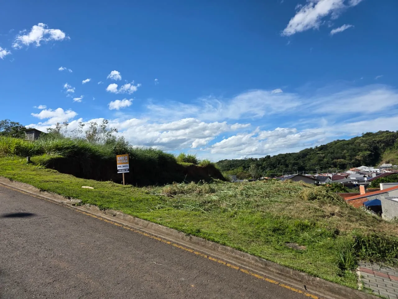 TERRENO PLANO COM 360M² - foto 1