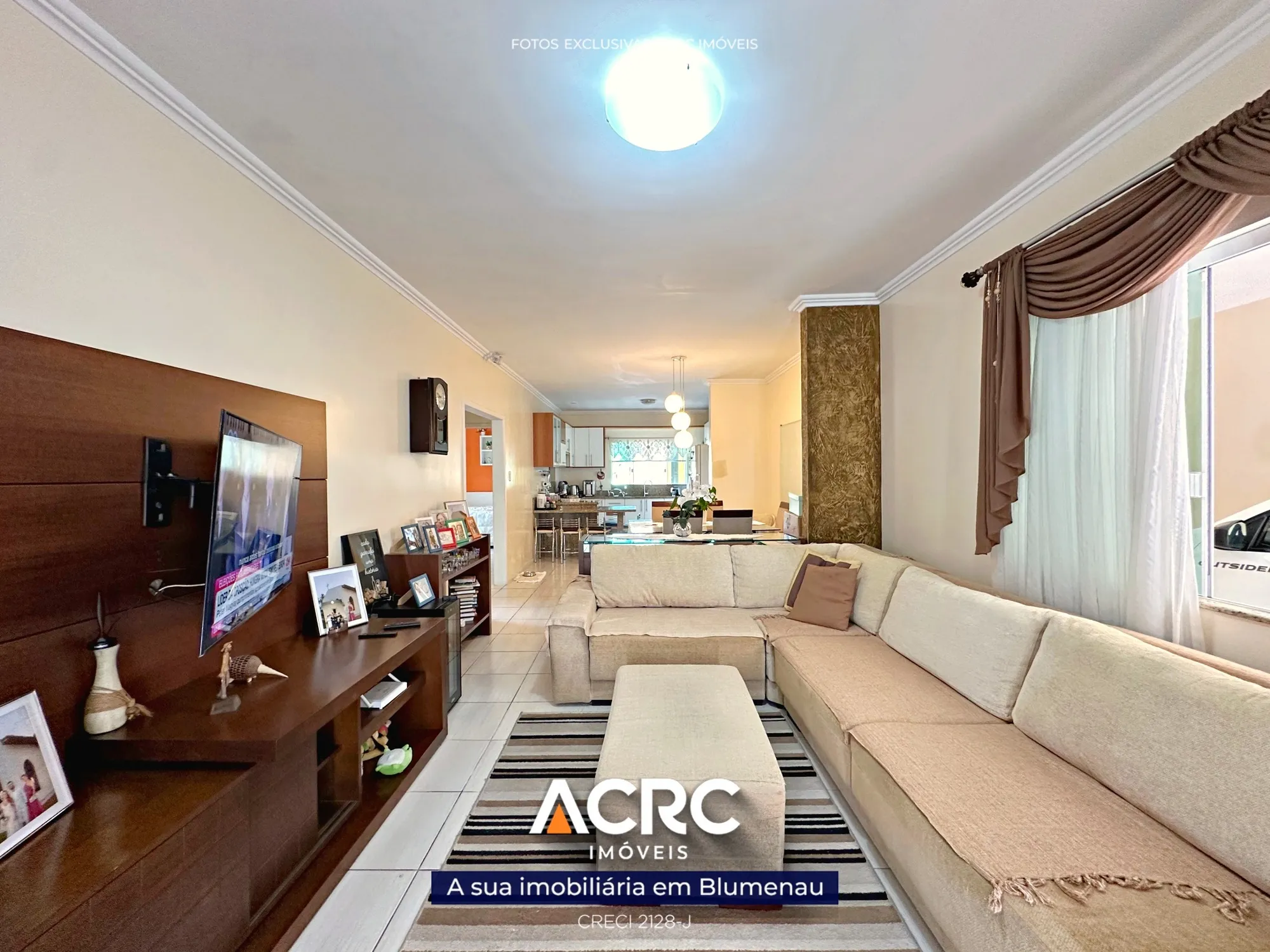 ACRC Imóveis - Casa semi mobiliada para venda no Bairro Água Verde em Blumenau — foto 5