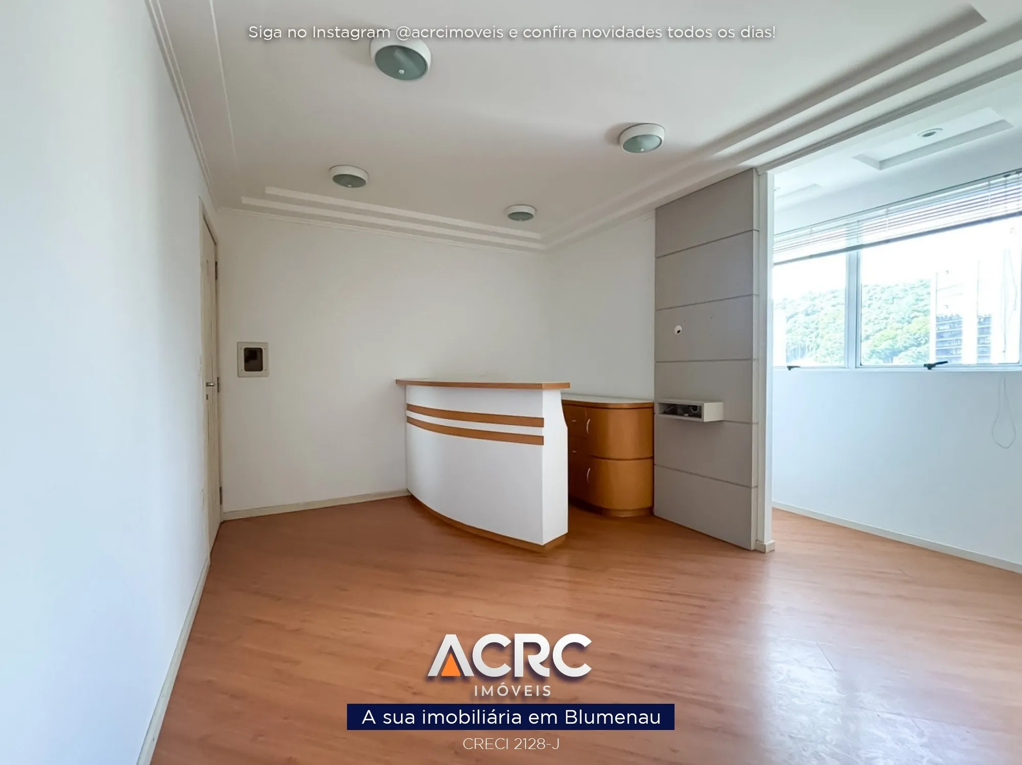 ARCR Imóveis - SA01407 - Sala Comercial para Venda no Bairro Garcia em Blumenau — foto 3