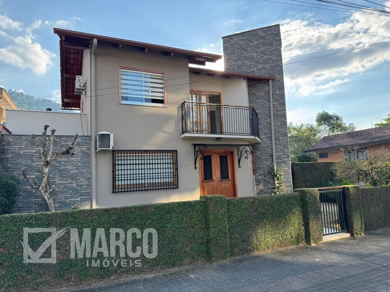 Casa de Excelente Padrão no Centro de Pomerode - foto 1